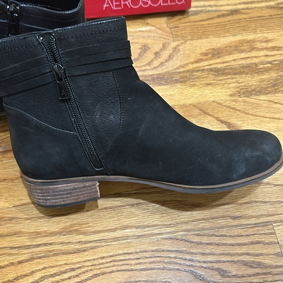 Aeresoles Black NuBuck booties - Picture 4 of 5